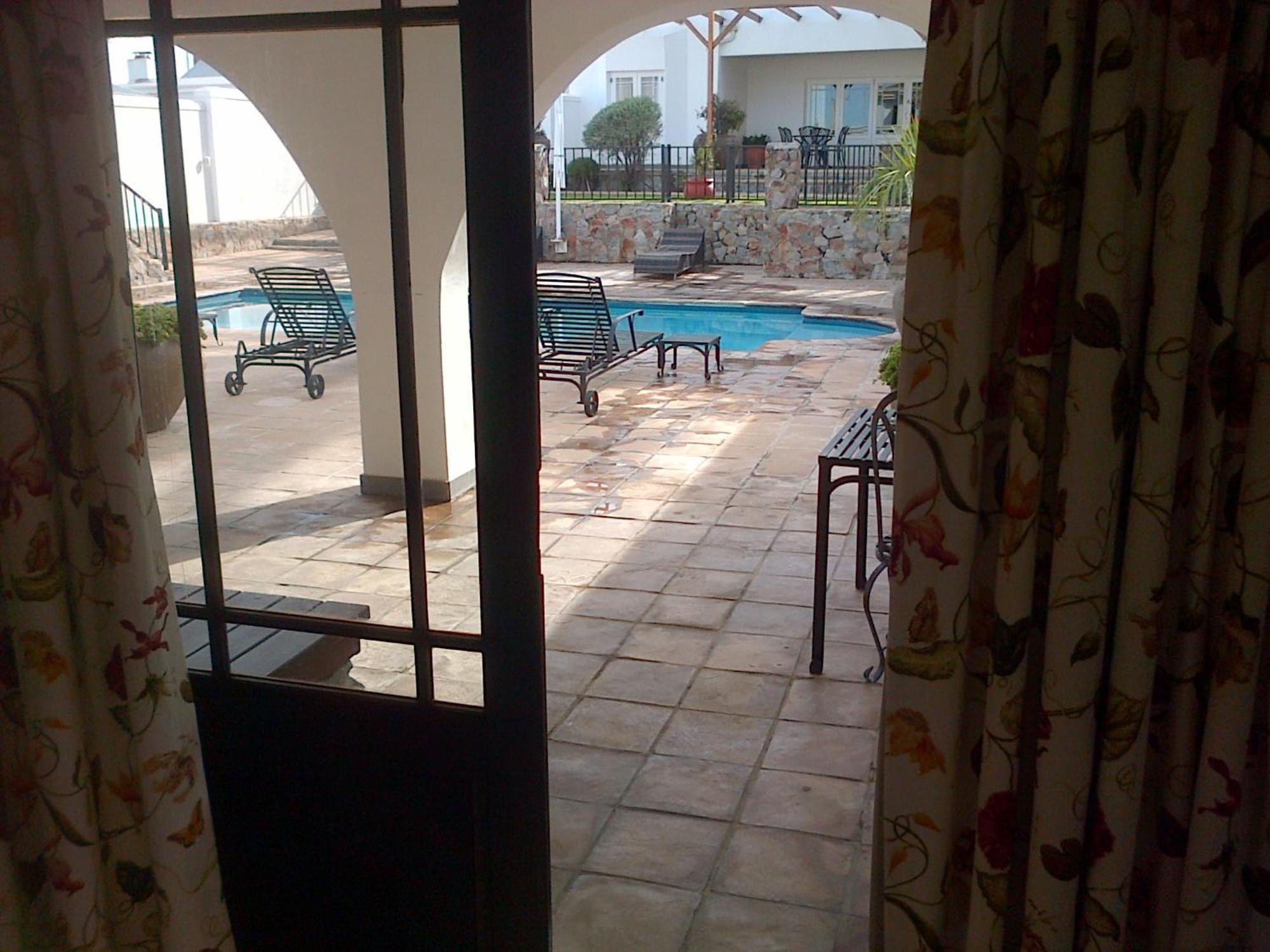 Pelagus Guest House Hermanus Oda fotoğraf