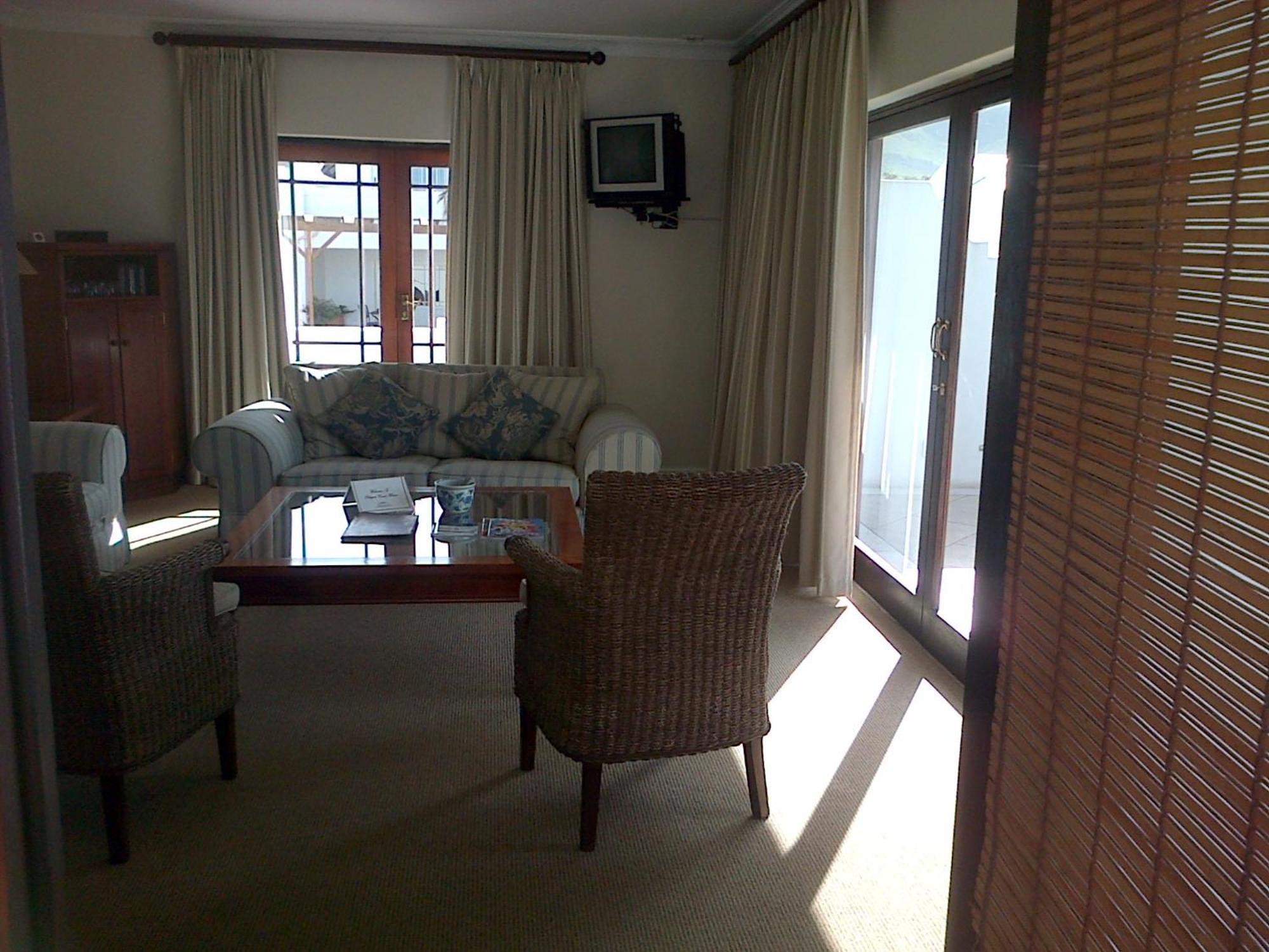 Pelagus Guest House Hermanus Oda fotoğraf