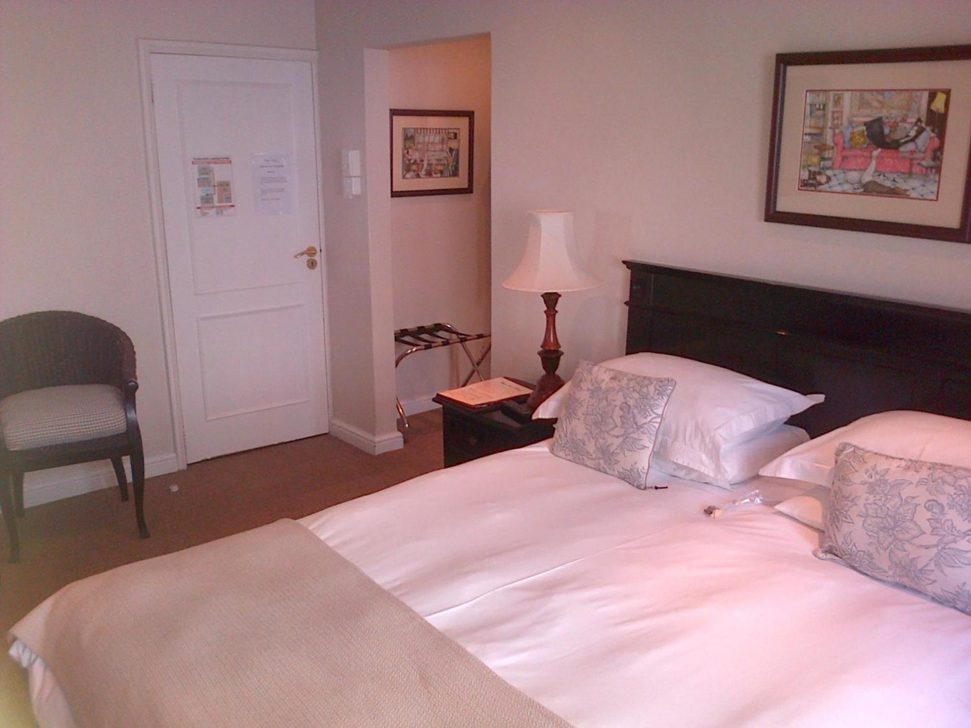 Pelagus Guest House Hermanus Oda fotoğraf
